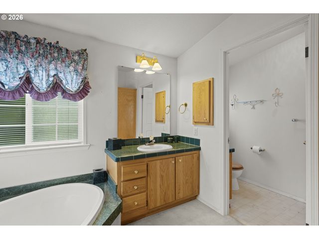 369 GUN CLUB Rd 100, Woodland, WA 98674