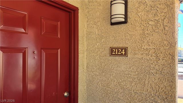 8600 CHARLESTON Boulevard 2124, Las Vegas, NV 89145