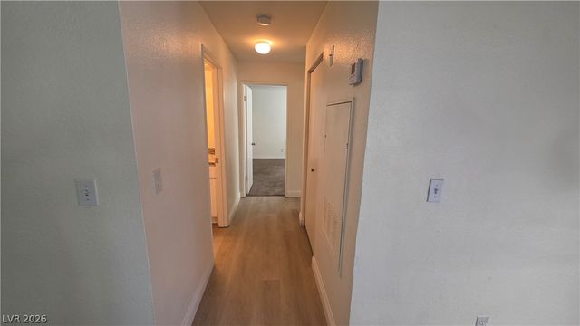 8600 CHARLESTON Boulevard 2124, Las Vegas, NV 89145
