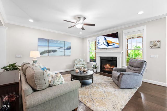 3432 S Pointe Drive, Apex, NC 27539