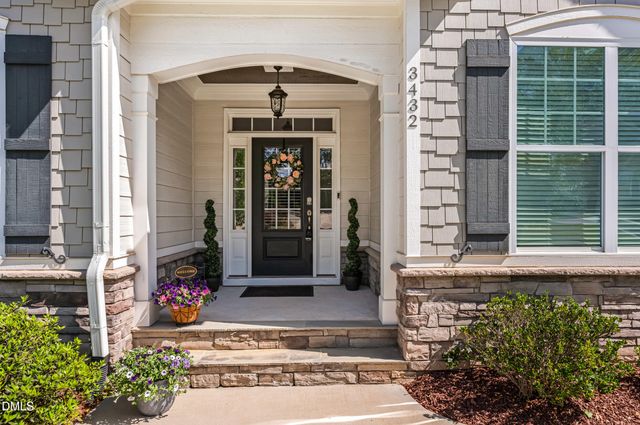 3432 S Pointe Drive, Apex, NC 27539