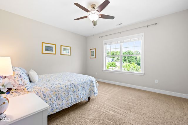 3432 S Pointe Drive, Apex, NC 27539