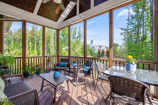 3432 S Pointe Drive, Apex, NC 27539