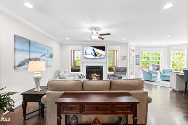 3432 S Pointe Drive, Apex, NC 27539