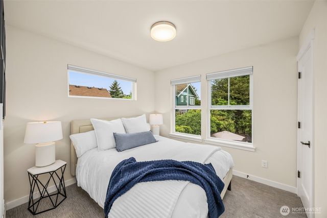 6226 7th Avenue NW, Seattle, WA 98107