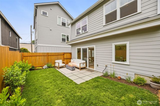 6226 7th Avenue NW, Seattle, WA 98107