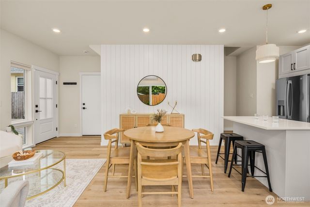 6226 7th Avenue NW, Seattle, WA 98107
