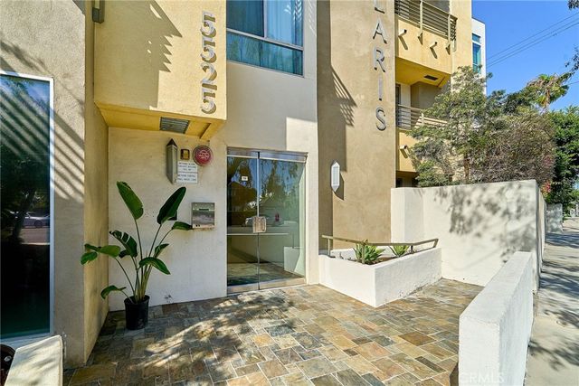 5525 W Olympic Boulevard 202, Los Angeles, CA 90036