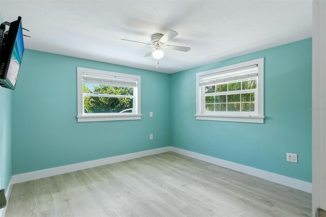 5803 DE PALMAS AVENUE, Holmes Beach, FL 34217