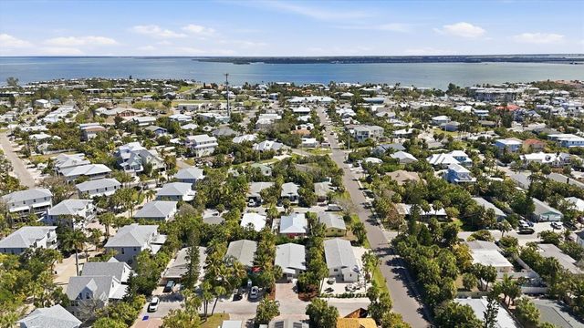 5803 DE PALMAS AVENUE, Holmes Beach, FL 34217