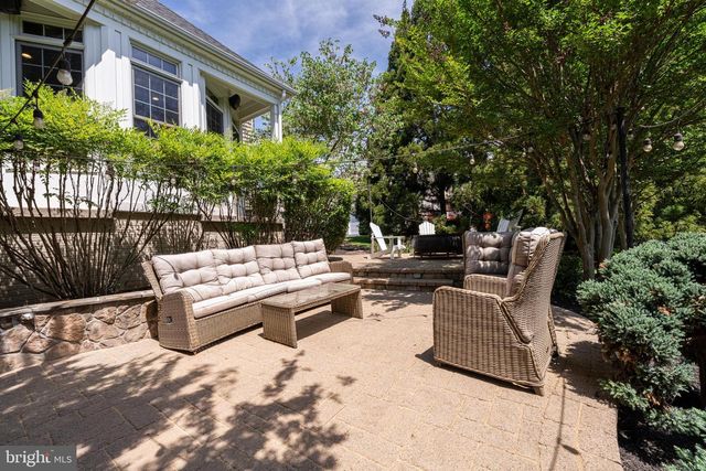 24165 SPRING MEADOW CIR, Aldie, VA 20105