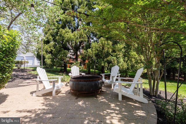 24165 SPRING MEADOW CIR, Aldie, VA 20105