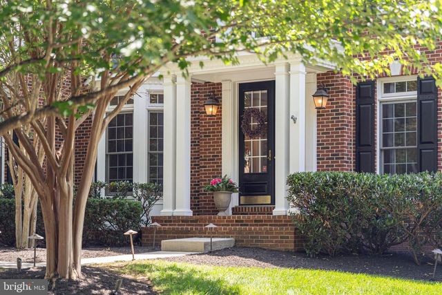 24165 SPRING MEADOW CIR, Aldie, VA 20105