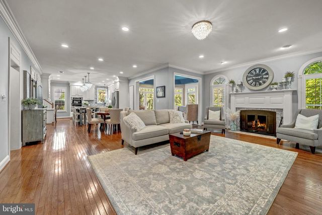 24165 SPRING MEADOW CIR, Aldie, VA 20105