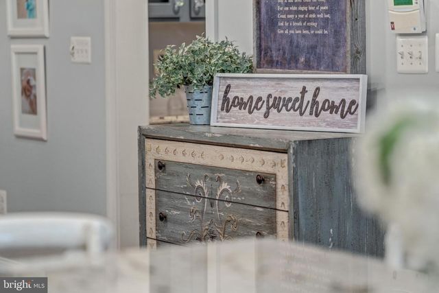 24165 SPRING MEADOW CIR, Aldie, VA 20105