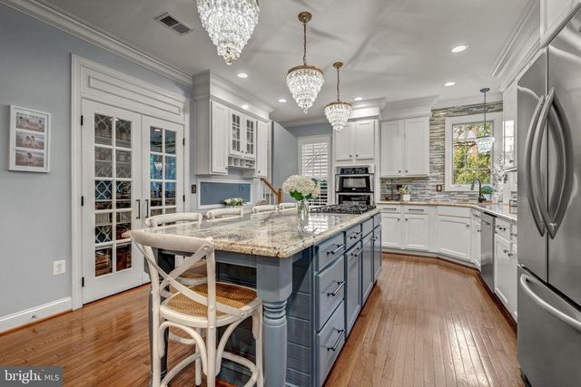 24165 SPRING MEADOW CIR, Aldie, VA 20105