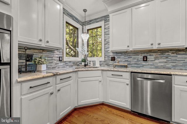 24165 SPRING MEADOW CIR, Aldie, VA 20105
