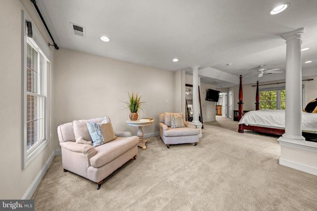 24165 SPRING MEADOW CIR, Aldie, VA 20105
