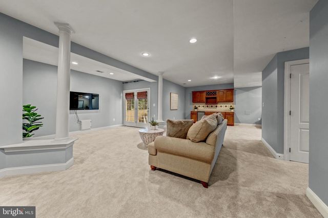 24165 SPRING MEADOW CIR, Aldie, VA 20105