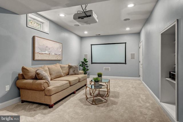 24165 SPRING MEADOW CIR, Aldie, VA 20105