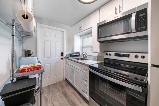 719 SW 2nd Court, Delray Beach, FL 33444