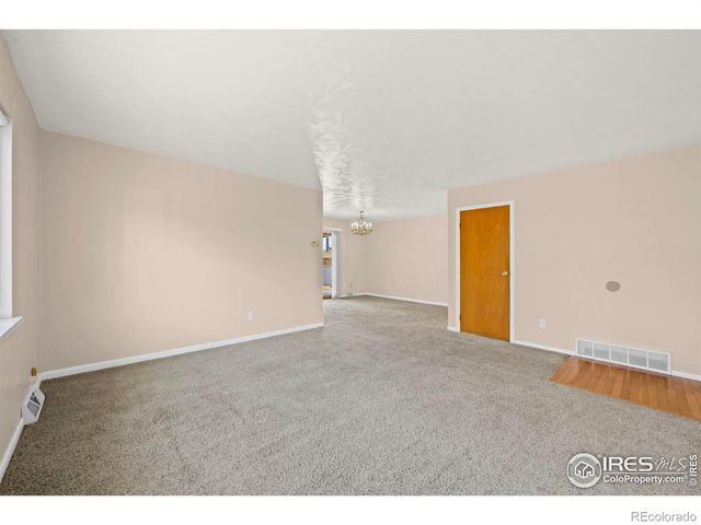 2339 W 11th St Rd, Greeley, CO 80634