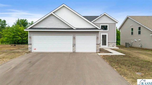 2257 Fairbanks Drive, North Mankato, MN 56003