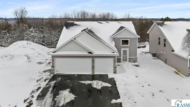 2257 Fairbanks Drive, North Mankato, MN 56003