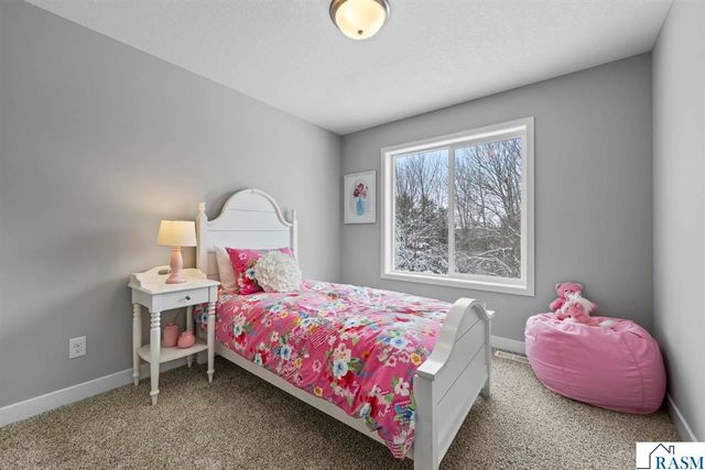 2257 Fairbanks Drive, North Mankato, MN 56003