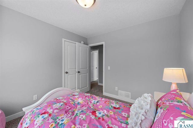 2257 Fairbanks Drive, North Mankato, MN 56003