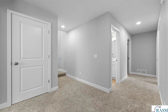 2257 Fairbanks Drive, North Mankato, MN 56003