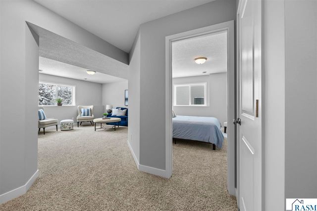 2257 Fairbanks Drive, North Mankato, MN 56003