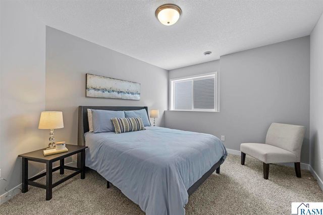 2257 Fairbanks Drive, North Mankato, MN 56003