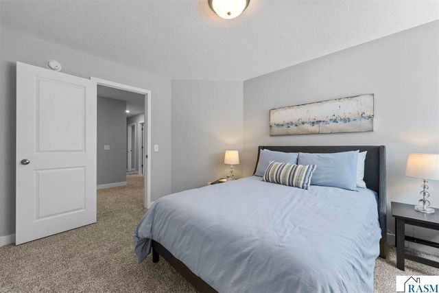 2257 Fairbanks Drive, North Mankato, MN 56003