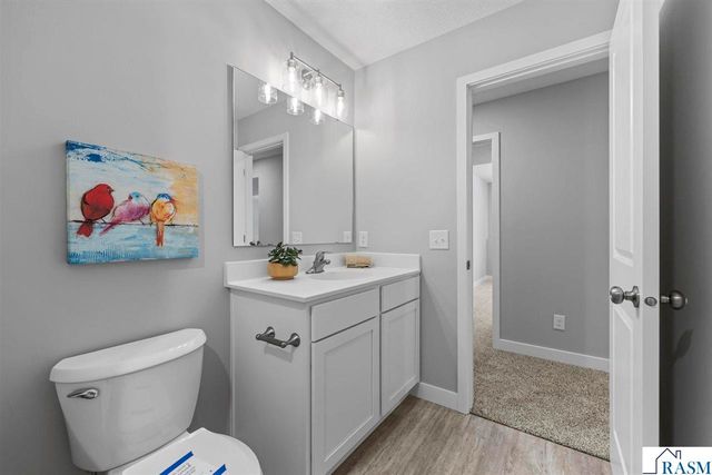 2257 Fairbanks Drive, North Mankato, MN 56003