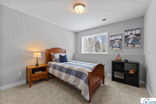2257 Fairbanks Drive, North Mankato, MN 56003