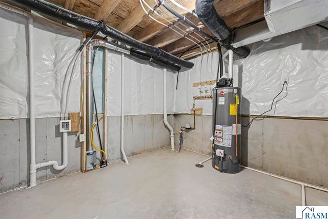 2257 Fairbanks Drive, North Mankato, MN 56003