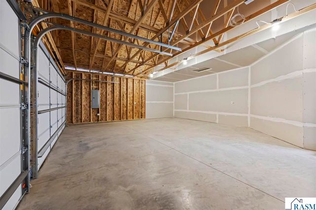 2257 Fairbanks Drive, North Mankato, MN 56003