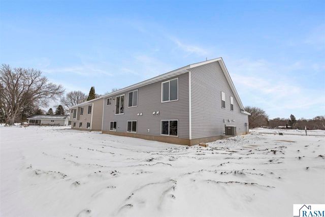 2257 Fairbanks Drive, North Mankato, MN 56003