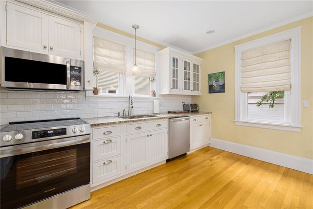 92 Nelson Street, Providence, RI 02908