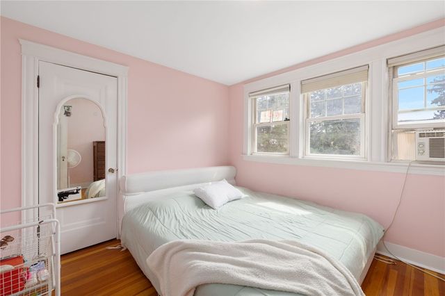 92 Nelson Street, Providence, RI 02908