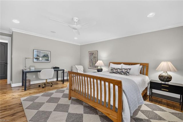 1040 Bobolink DR, Virginia Beach, VA 23451