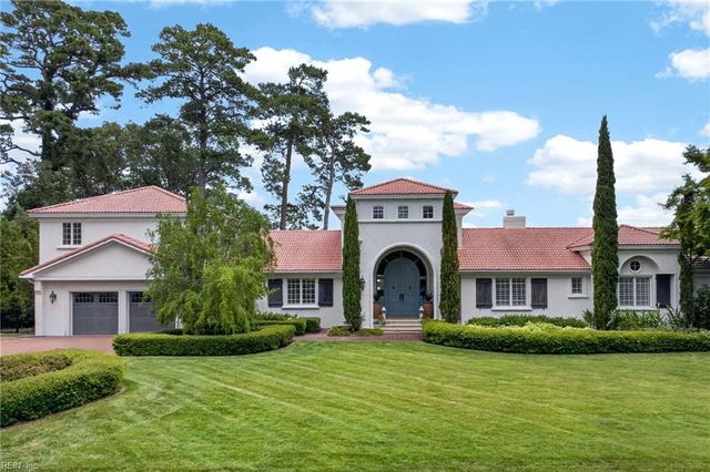 1040 Bobolink DR, Virginia Beach, VA 23451