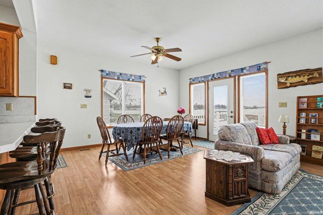 1007 Chapman Lake Drive, Warsaw, IN 46582