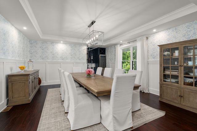 8 Charles St, North Reading, MA 01864