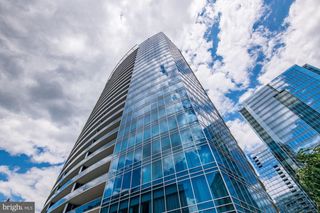 1881 N NASH ST #806, Arlington, VA 22209