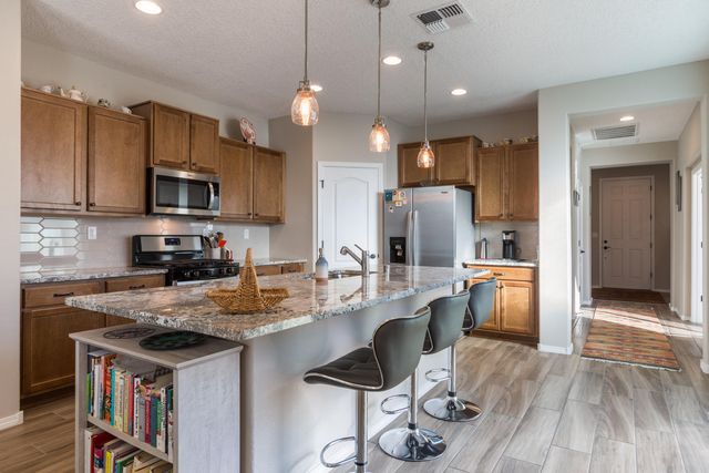 1605 Buffalo Brook Way NW, Albuquerque, NM 87120