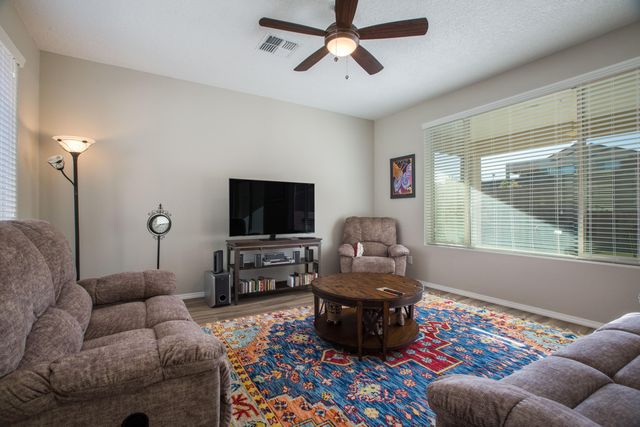 1605 Buffalo Brook Way NW, Albuquerque, NM 87120