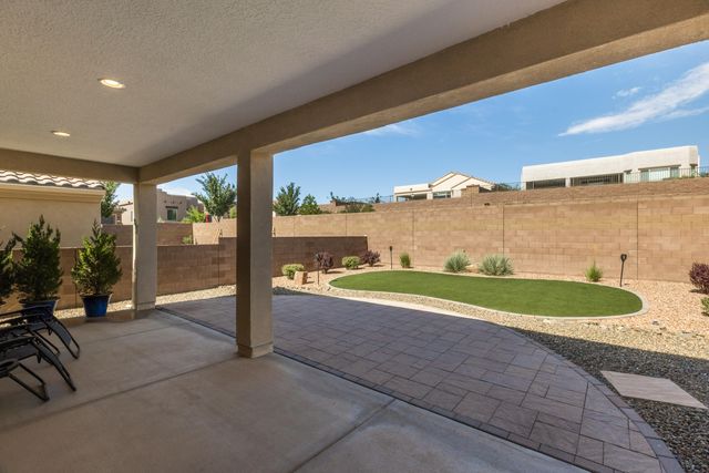 1605 Buffalo Brook Way NW, Albuquerque, NM 87120