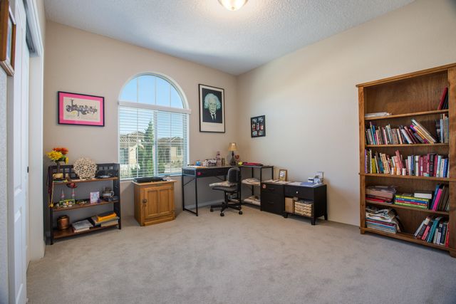 1605 Buffalo Brook Way NW, Albuquerque, NM 87120